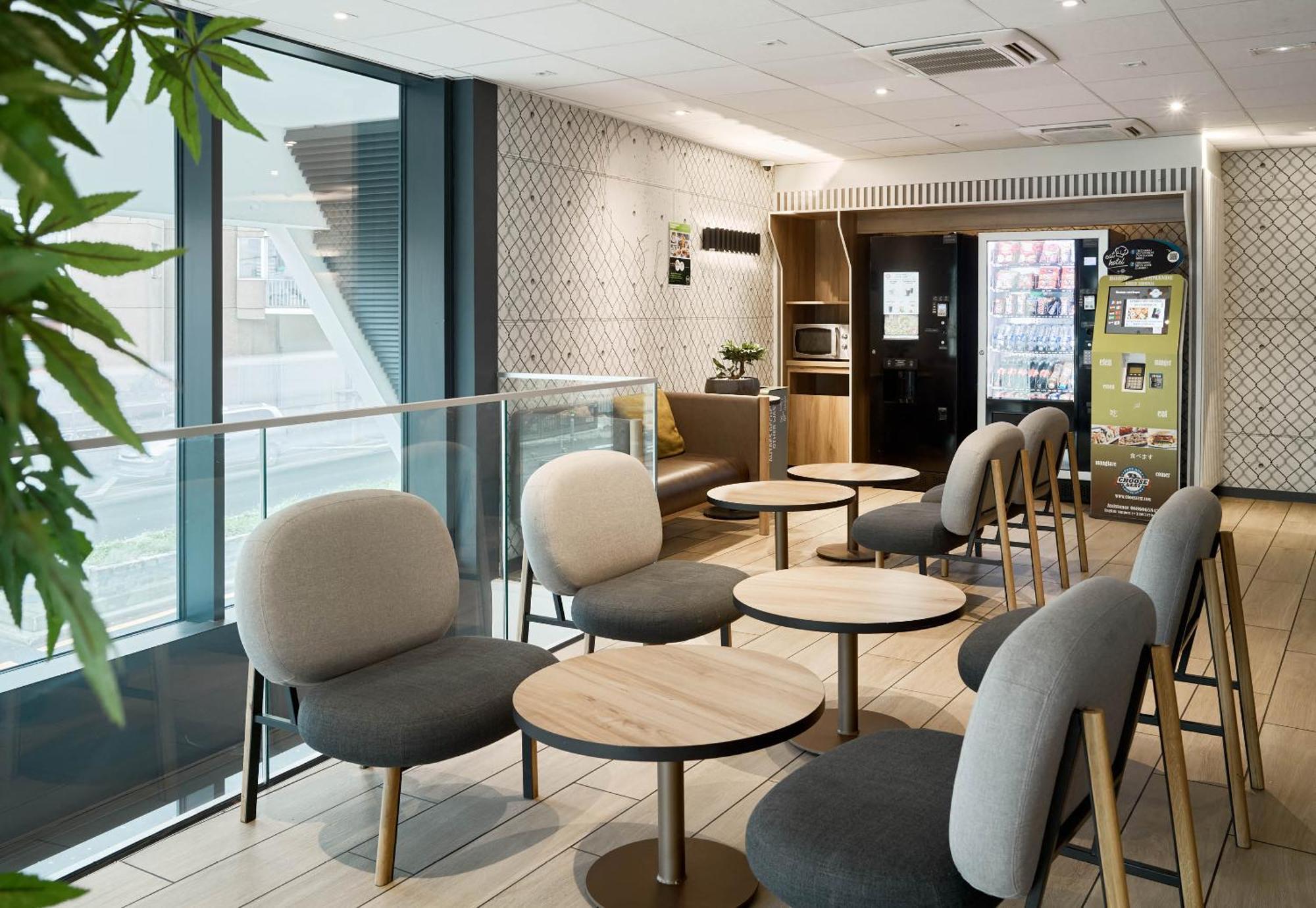 B&B Hotel Paris Porte De Bagnolet Bagian luar foto